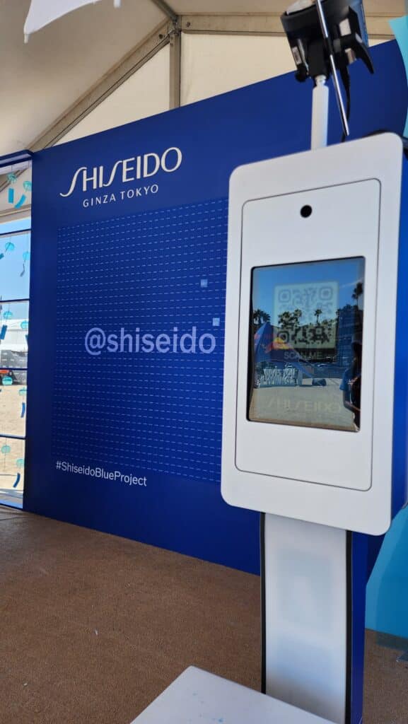 Shiseido Mosaic Wall empty in front of the photo booth at US Open of Surfing